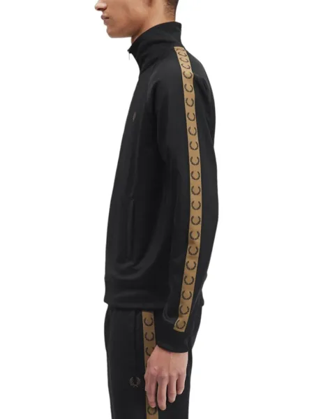 Chaqueta de chándal con cinta deportiva en contraste