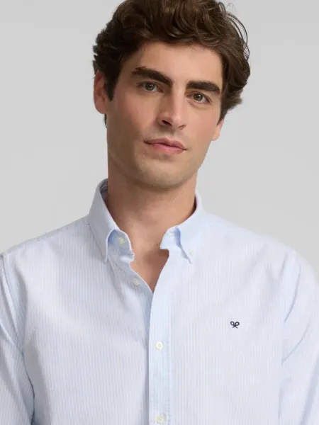Camisa sport oxford rayas celeste